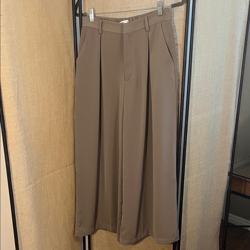 Chic Wide Leg Tan Women's Pants